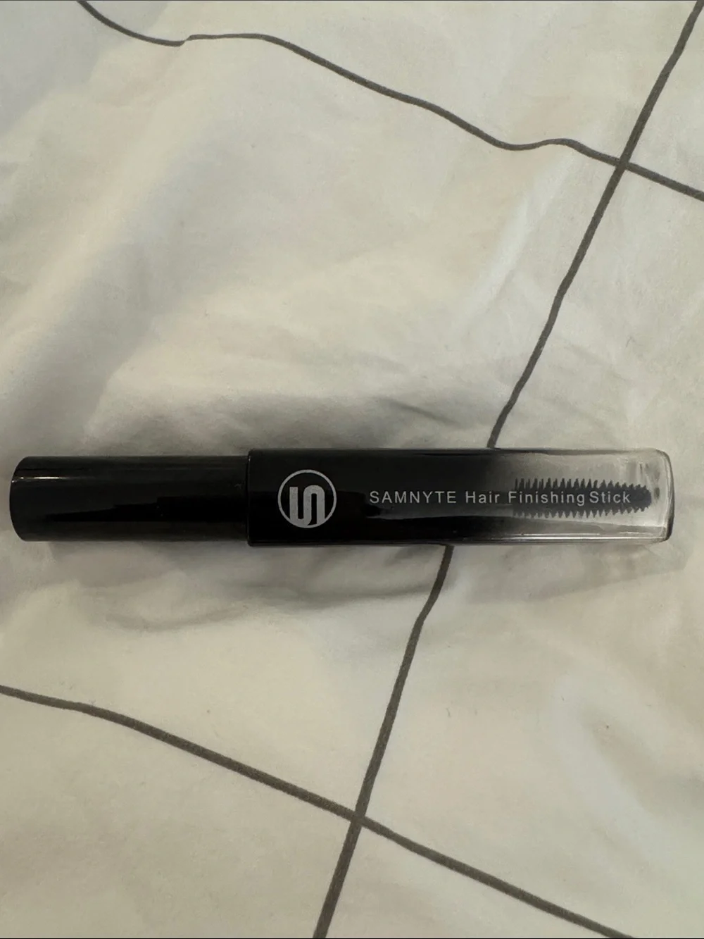 Black Hair Finishing Stick for Women - Sleek Edge Control